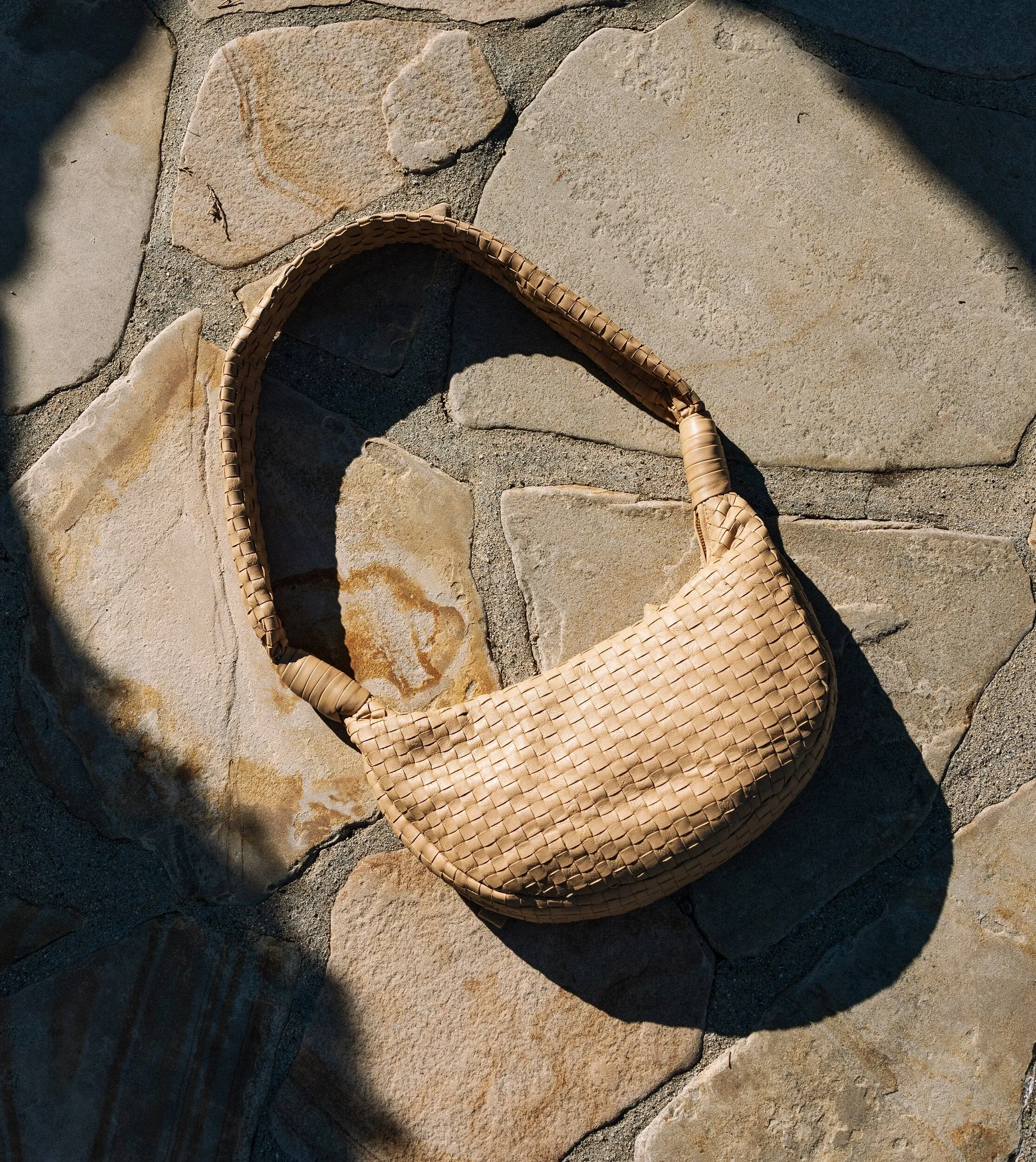 Dylan Woven Handbag | Tan