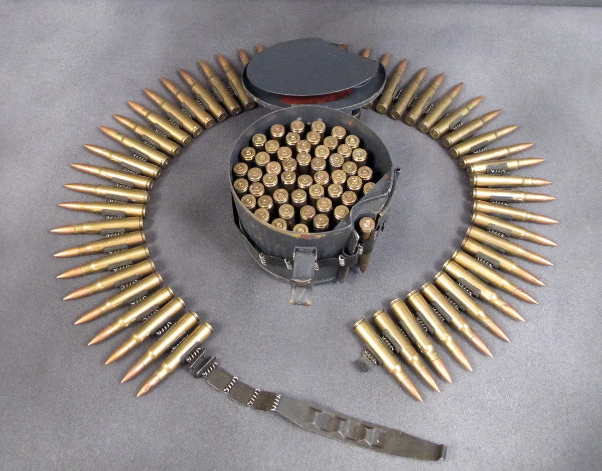 German MG34 & MG42 Basket Ammunition Can with Dummy 8mm Cartridges in Belt