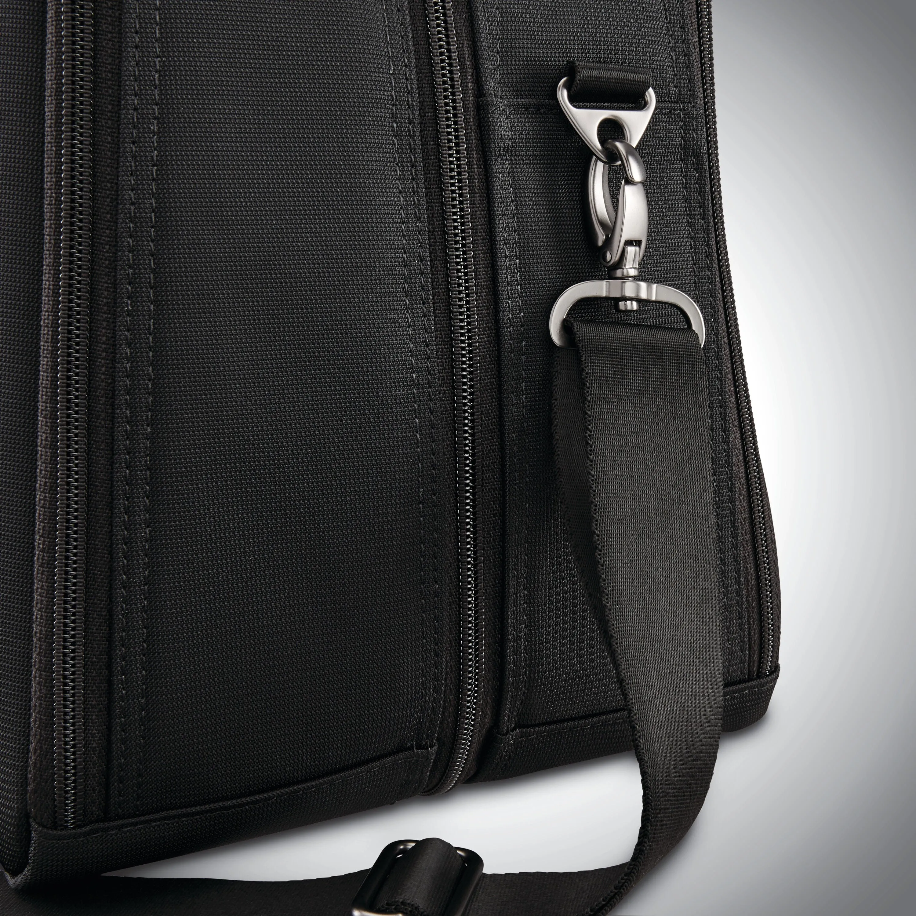 Silhouette 17 Softside Split Case Duffel